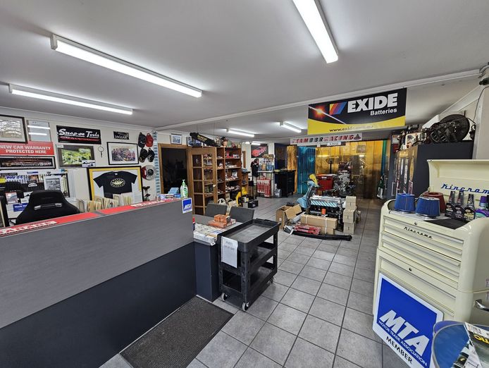 established-auto-repair-business-for-sale-in-winnellie-nt-4