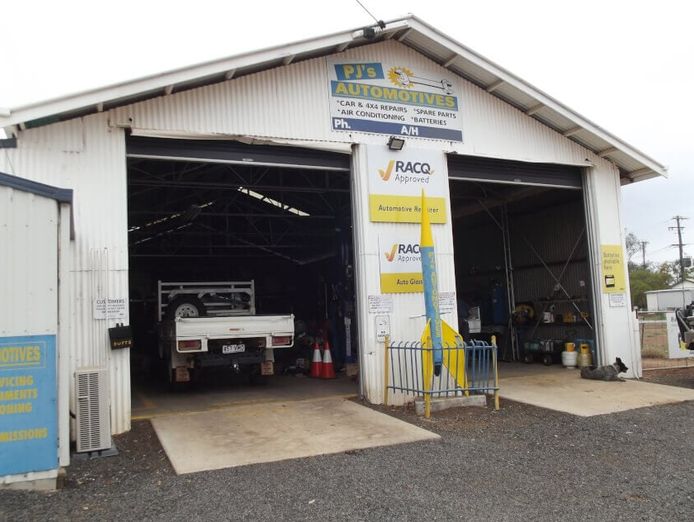established-mechanic-business-selling-freehold-with-adjoining-residence-1
