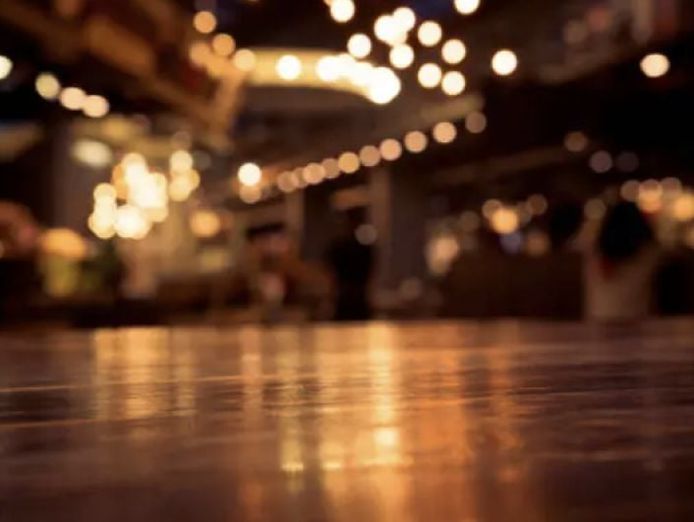 stylish-city-fringe-bar-fully-fitted-profitable-amp-ready-for-expansion-2