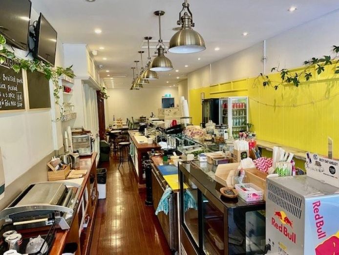 thriving-cafe-amp-restaurant-in-prime-cbd-location-9