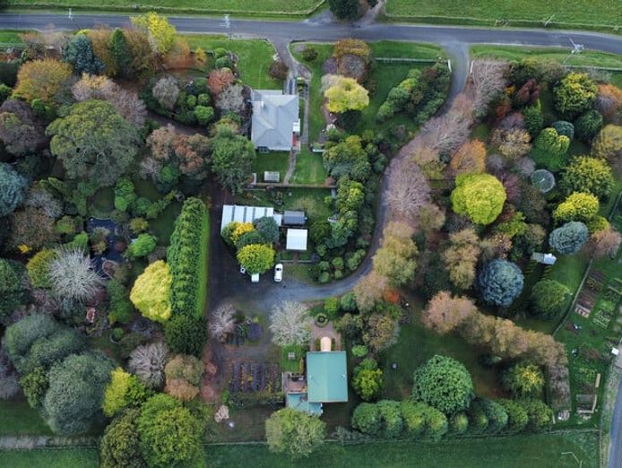 heritage-seed-bank-and-open-garden-1