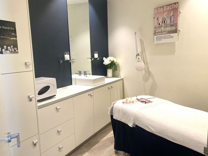 award-winning-beauty-salon-in-broadbeach-gold-coast-4