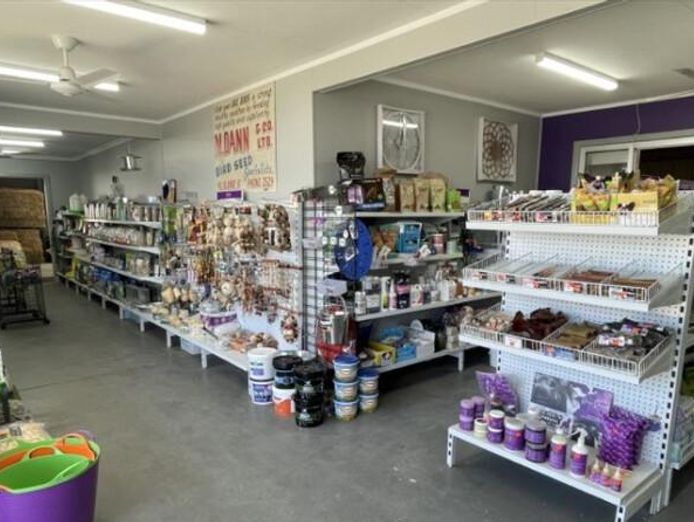 established-pet-food-gardening-grain-amp-fodder-retail-business-3