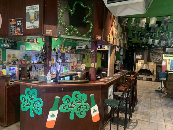 charming-and-iconic-paddy-39-s-tavern-a-unique-investment-opportunity-0