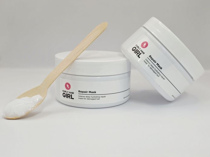 e-commerce-curly-hair-products-amp-accessories-thriving-business-work-from-home-5