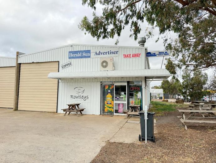 established-family-owned-takeaway-business-strong-local-following-1