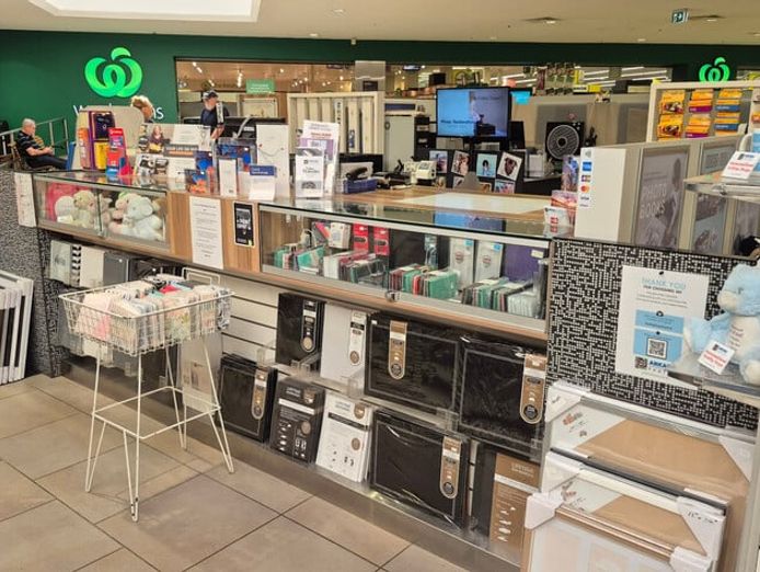 busy-photographic-shop-in-popular-shopping-centre-1
