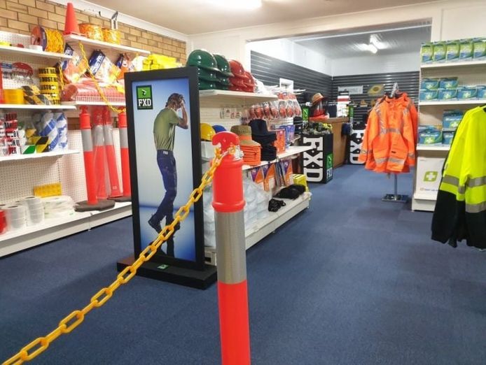 safety-amp-workwear-retail-store-0