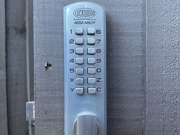 reputable-locksmith-and-security-door-business-in-bayside-melbourne-2