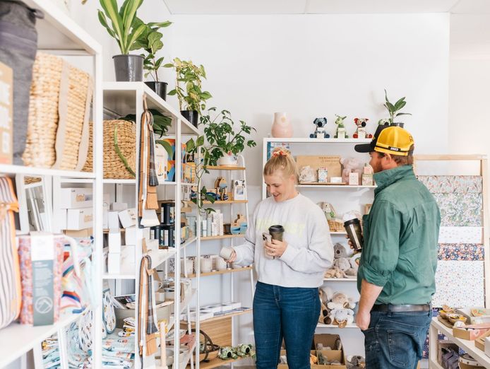 charming-country-retail-store-with-strong-local-following-amp-online-presence-3