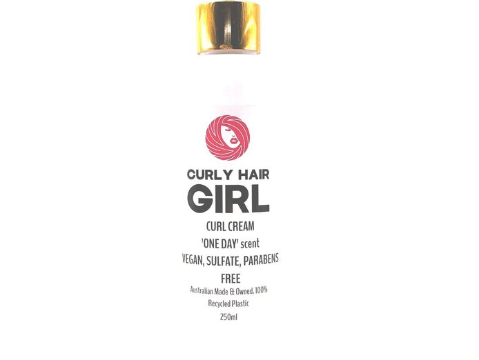 e-commerce-curly-hair-products-amp-accessories-thriving-business-work-from-home-1