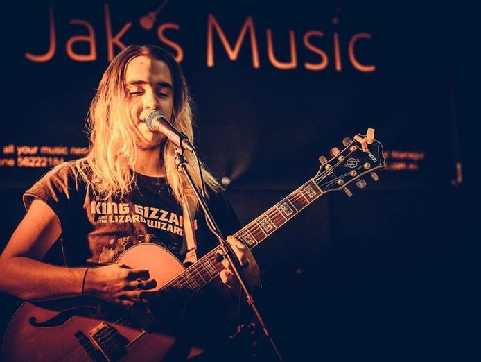 retail-music-store-and-music-school-5