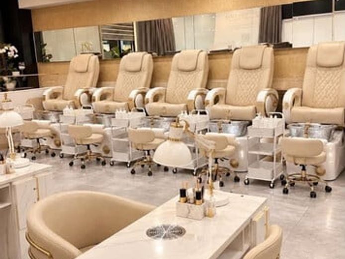 luxury-turnkey-beauty-salon-at-westfield-woden-2