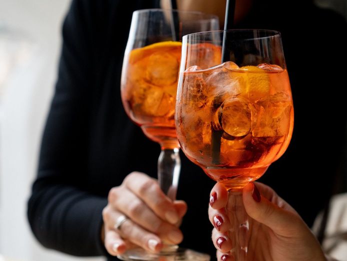 quick-sale-thriving-cafe-with-liquor-licence-amp-growth-potential-3