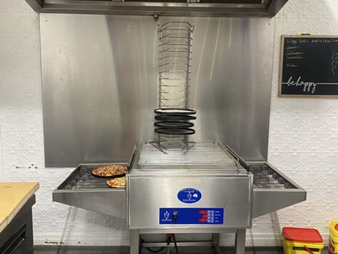 country-takeaway-caf-233-amp-pizza-shop-owner-operator-opportunity-2