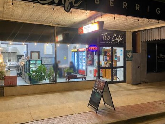 country-takeaway-caf-233-amp-pizza-shop-owner-operator-opportunity-0