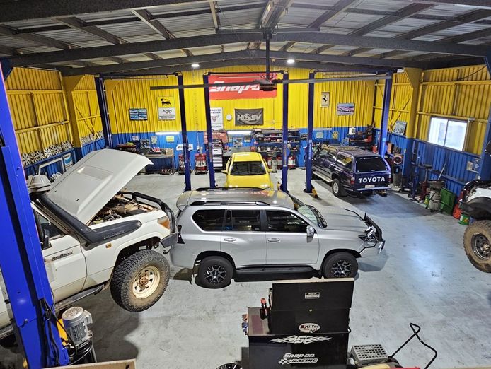 established-auto-repair-business-for-sale-in-winnellie-nt-3