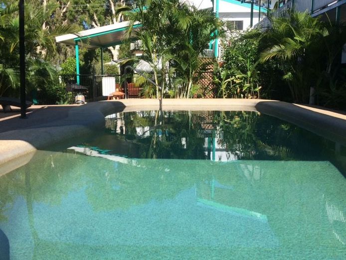 rare-lifestyle-opportunity-on-magnetic-island-2