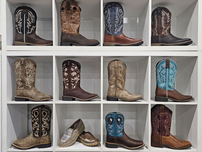 business-for-sale-thriving-rural-retail-store-8