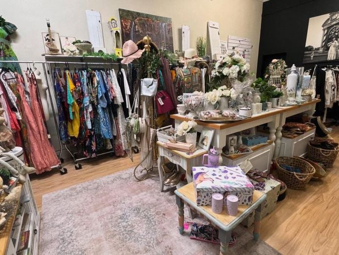 boutique-in-york-for-sale-5