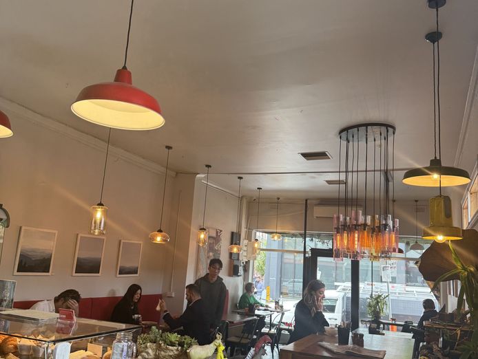 long-established-and-stable-cafe-in-the-mixed-commercial-and-residential-0