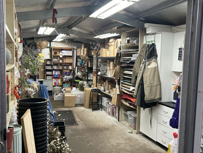 much-loved-florist-and-giftware-business-with-43-years-of-excellence-9
