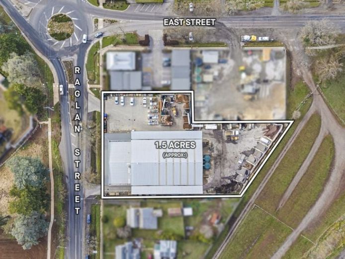 for-sale-prime-commercial-development-opportunity-0