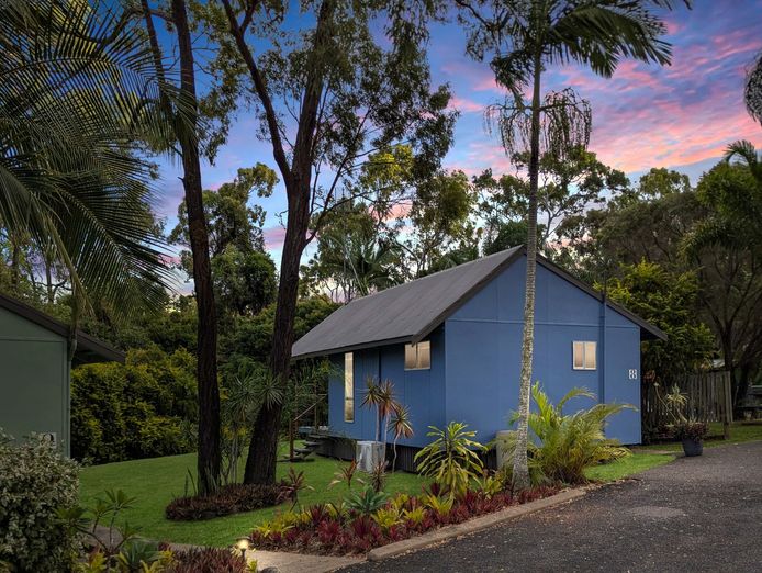 award-winning-accommodation-with-freehold-2-94-acres-in-prime-location-4
