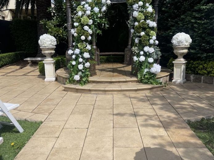 florist-amp-event-styling-business-with-showroom-prime-location-in-earlwood-1