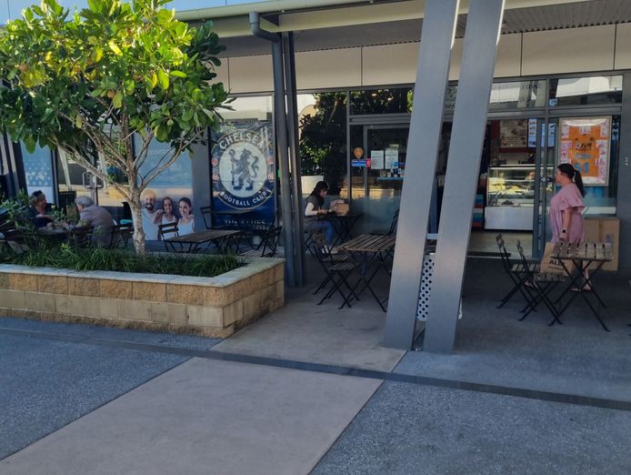 thriving-hair-salon-20-years-of-success-prime-sunshine-coast-location-5