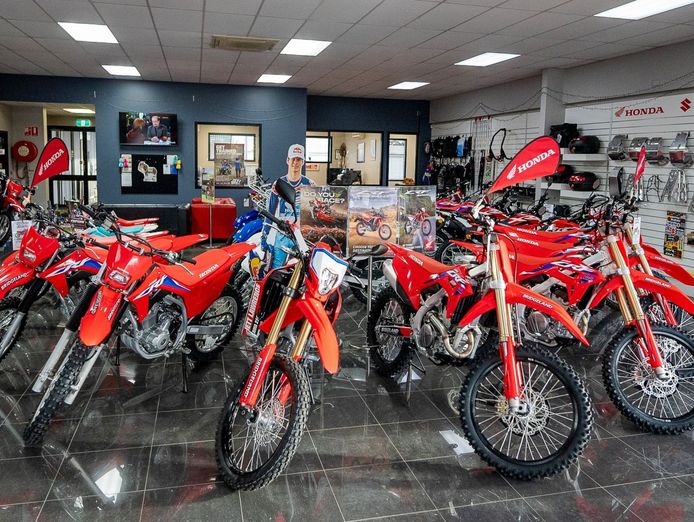 bridgeland-motorcycles-dealership-sales-amp-service-freehold-available-4