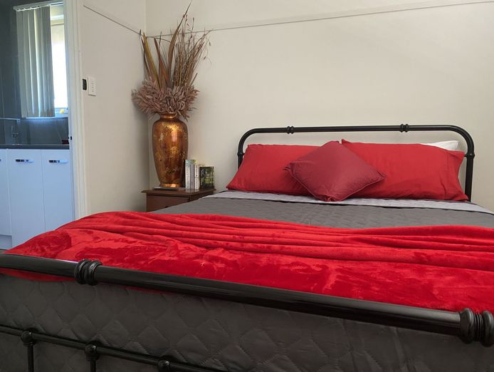 serviced-apartments-with-100-occupancy-rates-selling-freehold-4