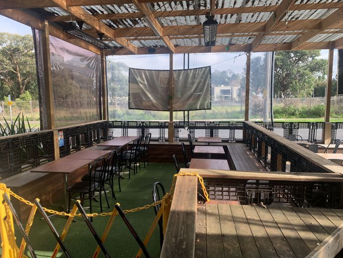 charming-and-iconic-paddy-39-s-tavern-a-unique-investment-opportunity-3