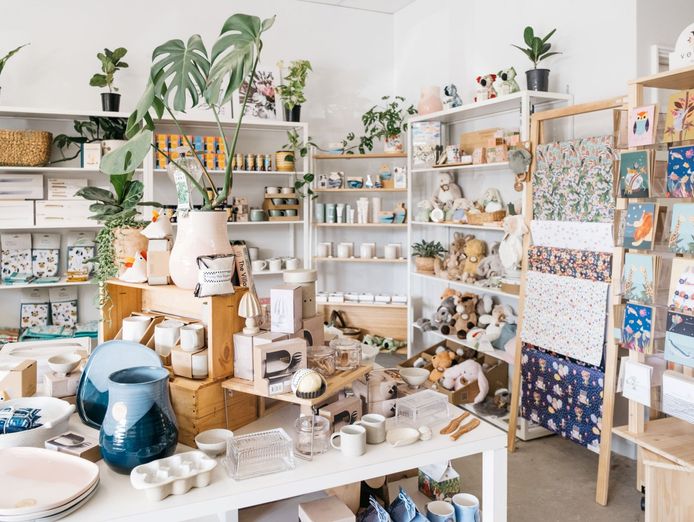 charming-country-retail-store-with-strong-local-following-amp-online-presence-2