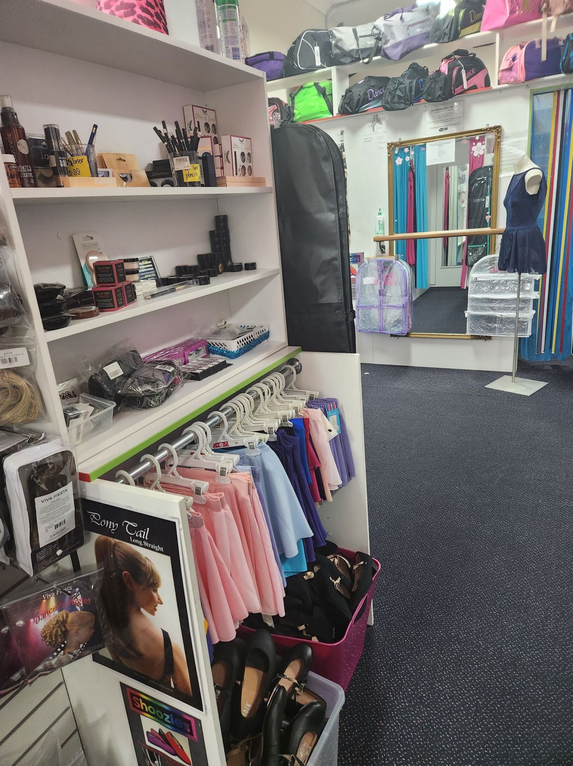 FIRST CLASS DANCEWEAR NQ EXCITING ESTABLISHED DANCEWEAR RETAIL STORE