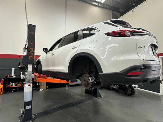 mechanic-automotive-workshop-2