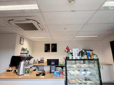 cafe-kiosk-convenience-store-3