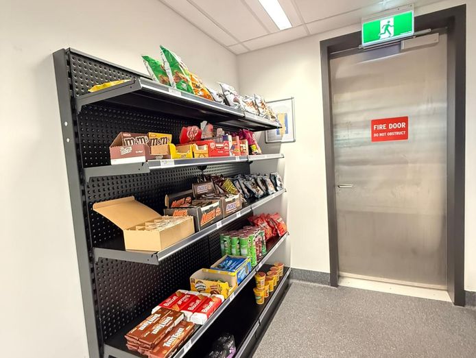 cafe-kiosk-convenience-store-4