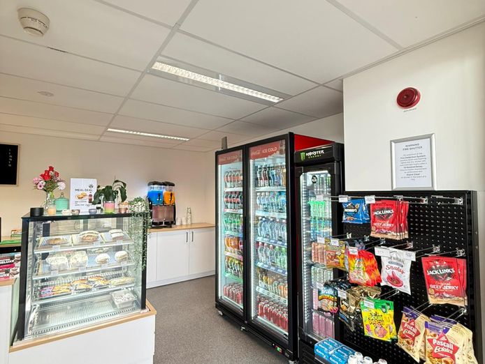 cafe-kiosk-convenience-store-2