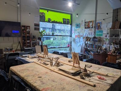 art-studio-for-kids-adult-education-2