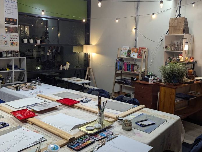 art-studio-for-kids-adult-education-6