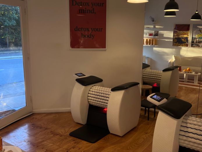established-boutique-wellness-recovery-lymphatic-drainage-studio-8