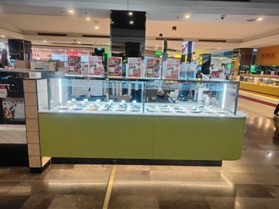 self-serve-frozen-yogurt-business-for-sale-westfield-parramatta-2