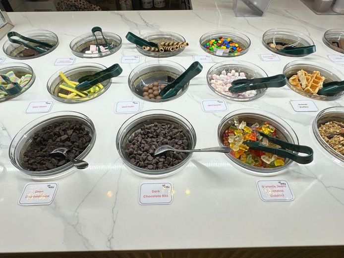 self-serve-frozen-yogurt-business-for-sale-westfield-parramatta-5