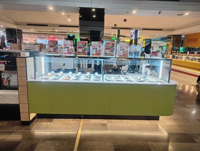 self-serve-frozen-yogurt-business-for-sale-westfield-parramatta-2