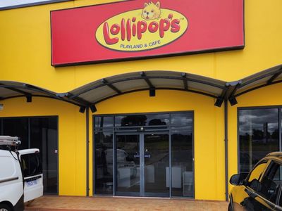 established-lollipops-playland-cafe-with-major-upgrades-0