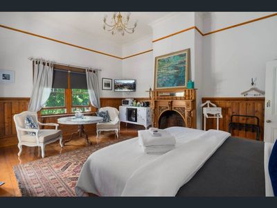summerlands-country-luxe-boutique-accommodation-freehold-bed-and-breakfast-5