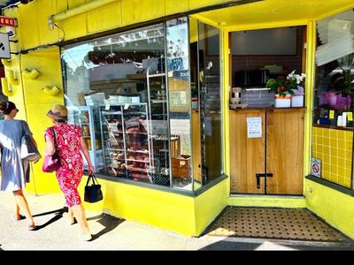 pastry-shop-bakery-cafe-for-sale-11-14-000-takings-per-week-3