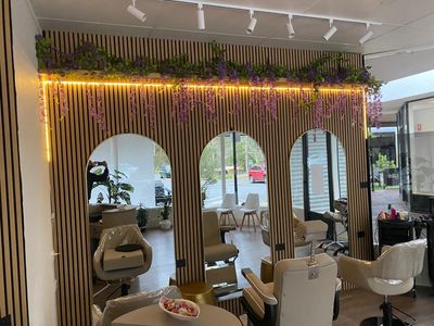 luxury-hair-barber-salon-turnkey-business-opportunity-3