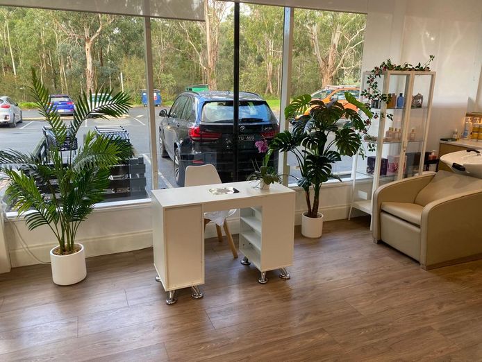 luxury-hair-barber-salon-turnkey-business-opportunity-7